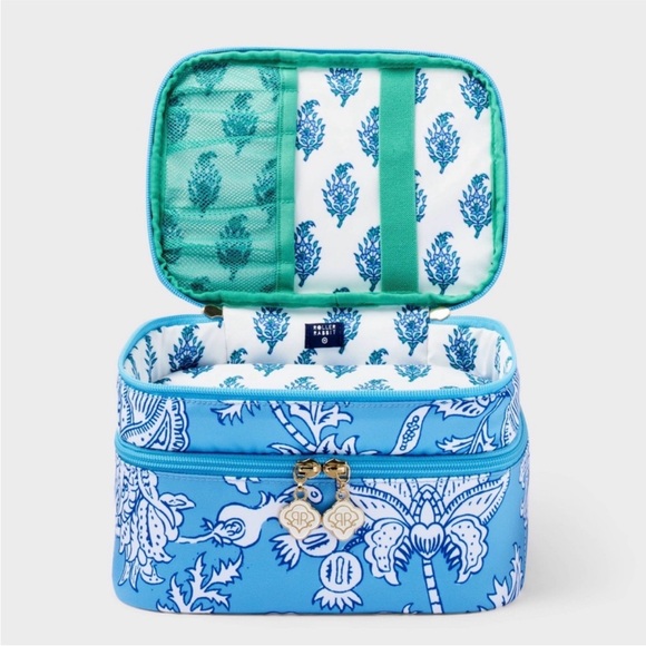 Roller Rabbit x Target train case - Picture 2 of 3